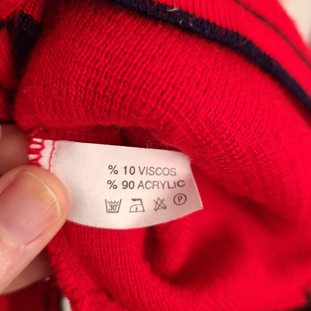 Vintage Triko XL Preppy Red Cardigan Embroidered Crest Old Money New England - Picture 8 of 12